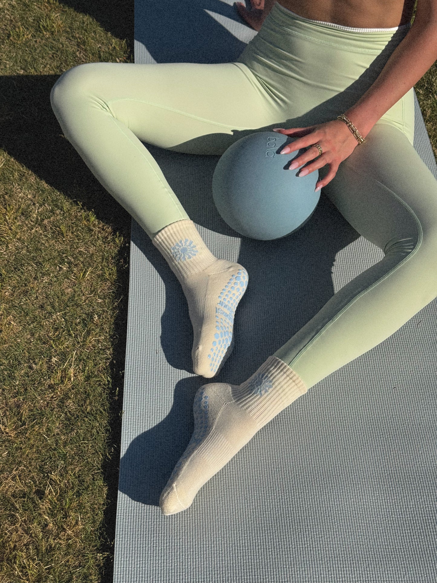 Blue Soleil Grip Sock
